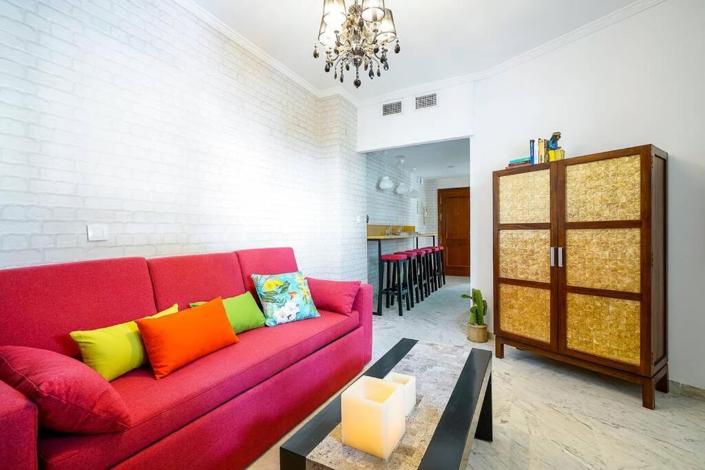Lovely And Chic Apartment In The Heart Of Seville Exterior photo