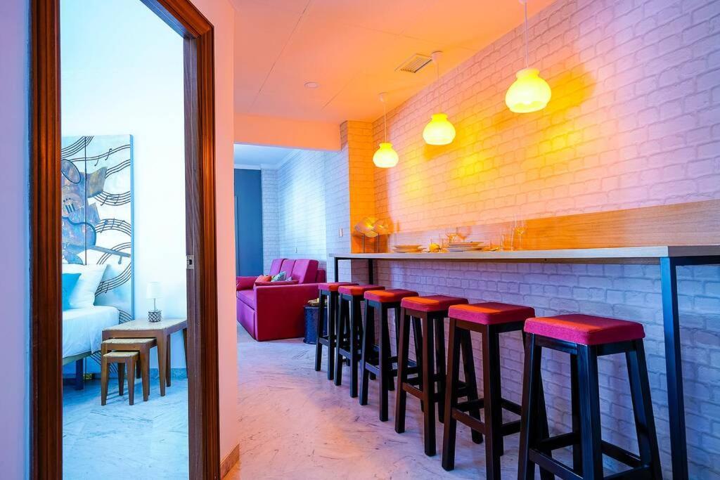 Lovely And Chic Apartment In The Heart Of Seville Exterior photo