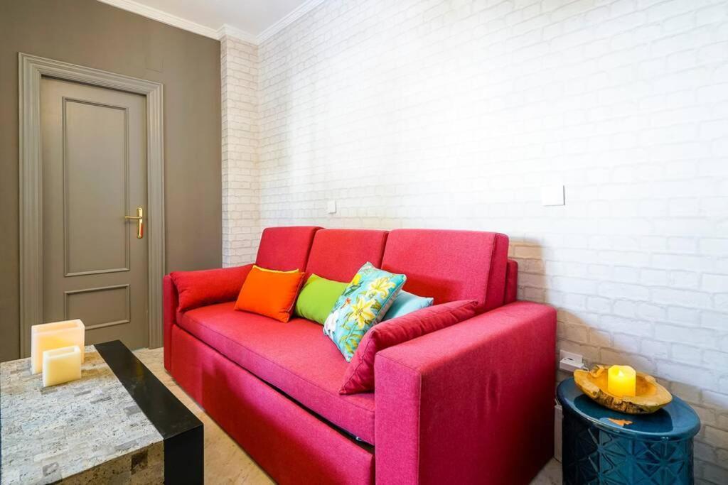 Lovely And Chic Apartment In The Heart Of Seville Exterior photo