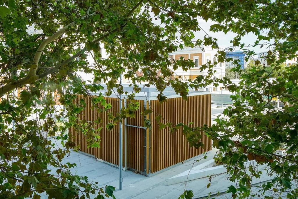 Lovely And Chic Apartment In The Heart Of Seville Exterior photo